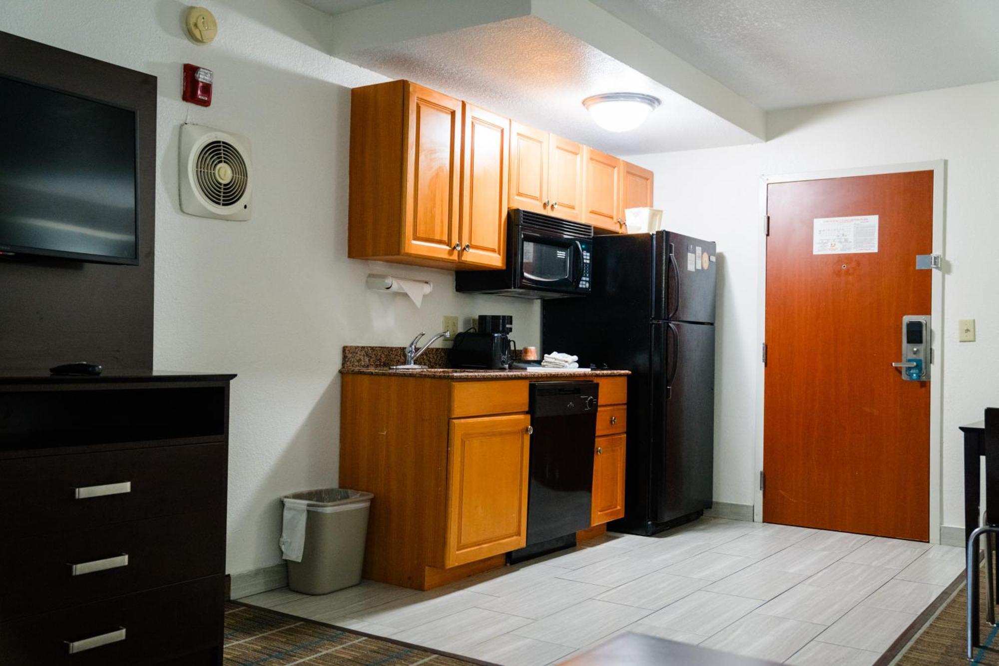 Mainstay Suites Knoxville North I-75 Bagian luar foto