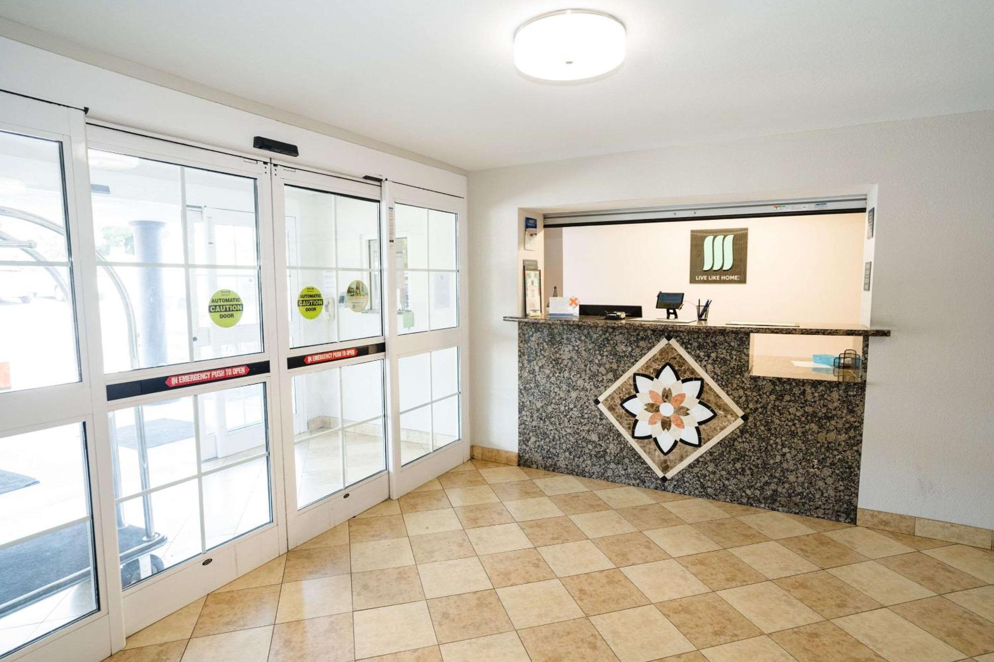 Mainstay Suites Knoxville North I-75 Bagian luar foto