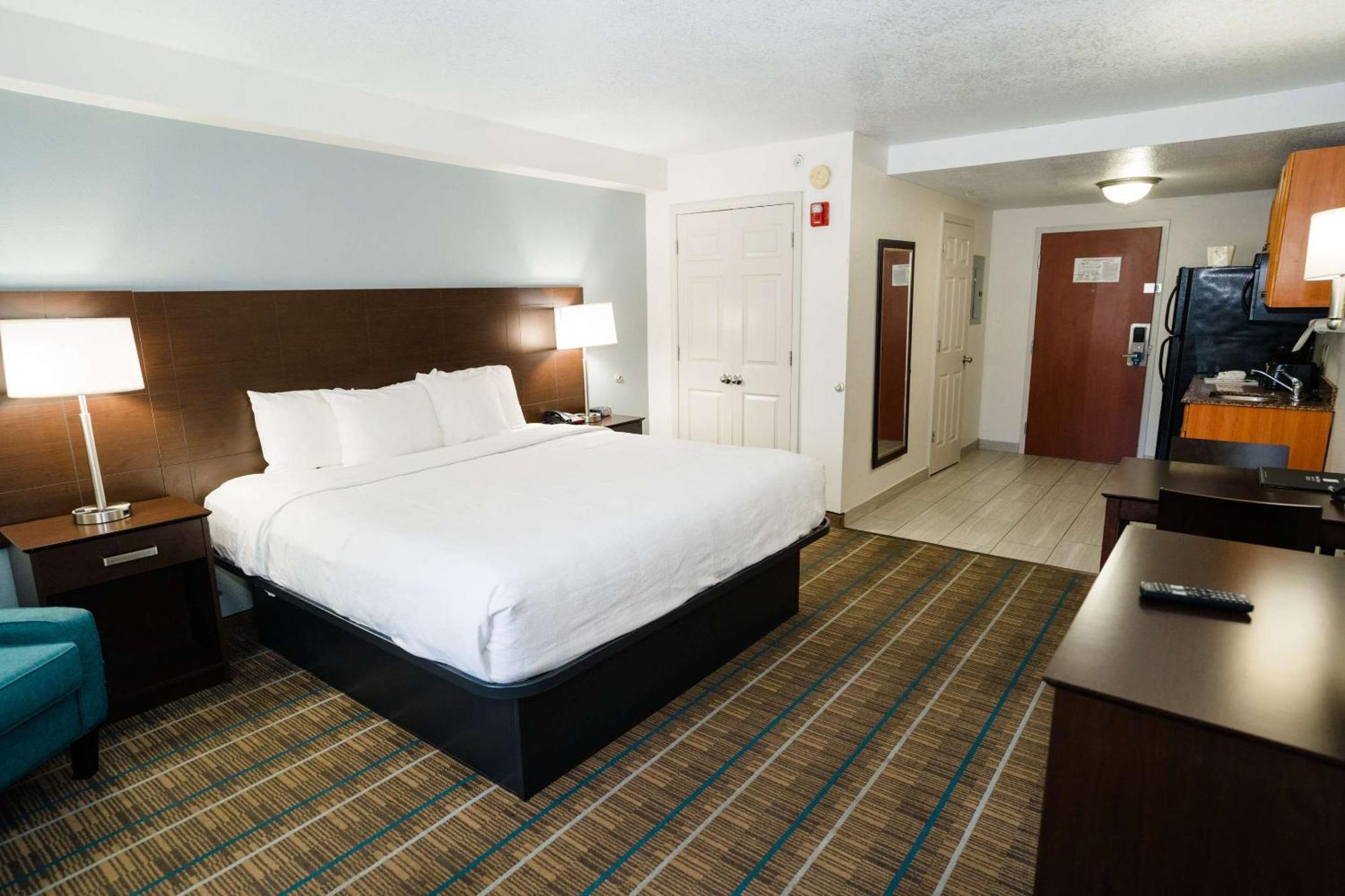 Mainstay Suites Knoxville North I-75 Bagian luar foto